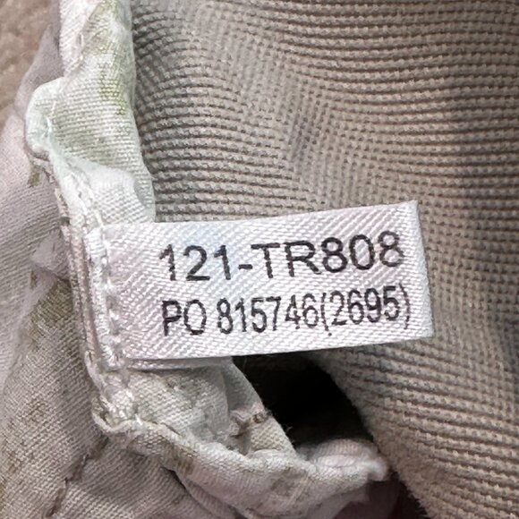 Tommy Bahama Cargo Shorts Relax Key Grip 9.5-inch Tan Flat Front Size 42 #TR808 - Picture 15 of 15